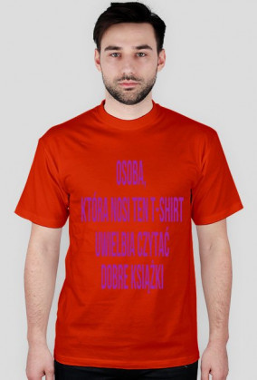 osoba, która nosi ten T-shirt