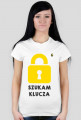 'Szukam klucza' Key src T-Shirt female