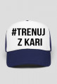 czapka z daszkiem z napisem #TRENUJ Z KARI