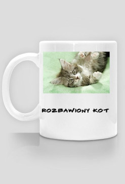 kubek z rozbawionym kotem