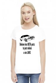 KOSZULKA DAMSKA BOKIEM LECI BETA PATRZ