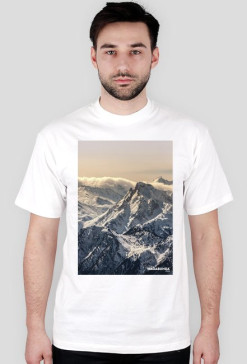 Cloudy mountains