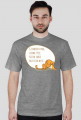 Człowiek pada, ledwo żyje, Kotek sobie brzuszek myje – t-shirt męski
