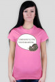 Człowiek w pracy się zużywa, Kotek pół dnia odpoczywa – t-shirt damski