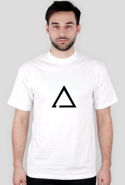 T-SHIRT TRIANGLE