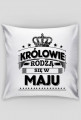 Poszewka krolowie rodza sie w maju