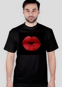 koszulka z nadrukiem "czerwonych ust"