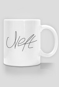 Kubek z czarnym logo i autografem