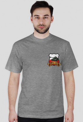 koszulka z nickiem na plecach i logiem na piersi