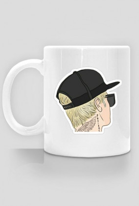 Kubek z podobizną i napisem "Bieber"