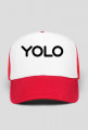 czapka z napisem "YOLO"