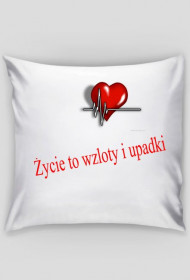 Poduszka z napisem i sercem