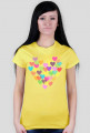 T-shirt damski w kolorowe serduszka