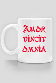 Amor vincit omnia kubek