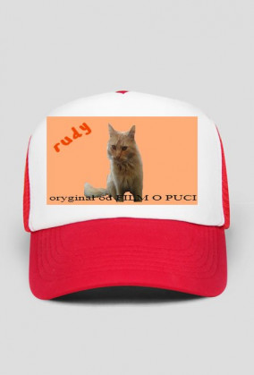 czapka z daszkiem rudego