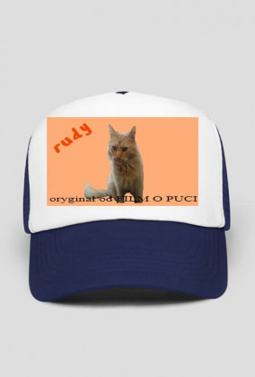 czapka z daszkiem rudego