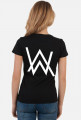 Logo tee girl