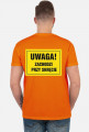 T-shirt zachodzi przy skręcie