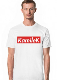 Koszulka z napisem KamileK w boxie SUPREME