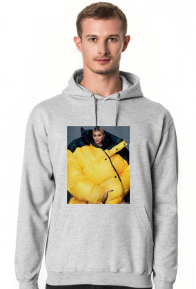 KYLIE JENNER IN YELLOW (HOODIE)