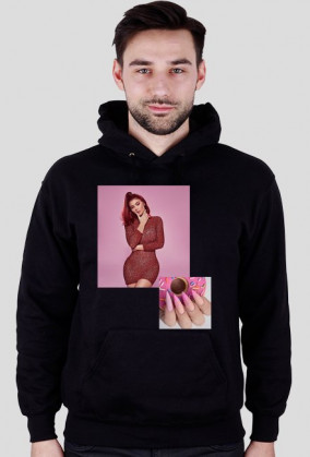 PINK DOUGHNUT KYLIE JENNER