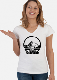 Biała koszulka z czarnym logo