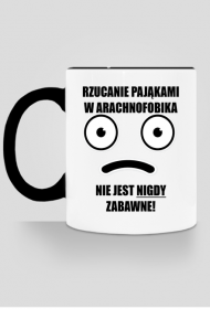 Smutny Arachnofobik z kolorowym uchem