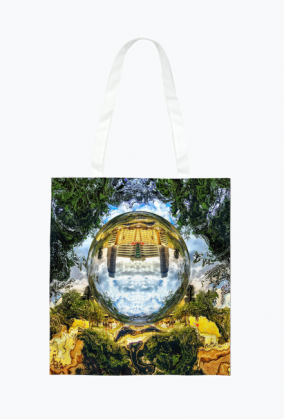 Świat w krystalicznej kuli.