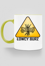 Kubek z logiem Łowców Burz Pawła i Marty Błaszkowskich.