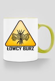 Kubek z logiem Łowców Burz Pawła i Marty Błaszkowskich.