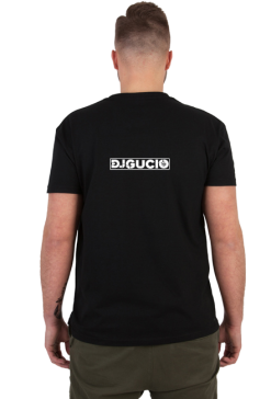 KOSZULKA Z NAPISEM DJ GUCIO PRZÓD/TYŁ