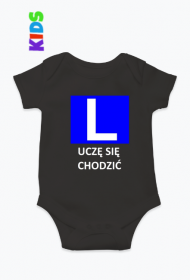 UCZĘ SIĘ CHODZIĆ