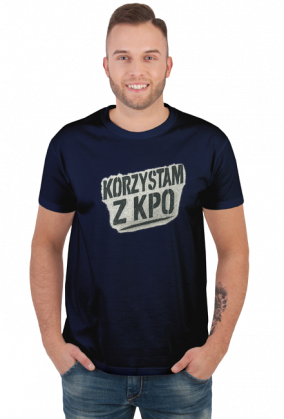 Korzystam z KPO śmieszna koszulka męska memiczna