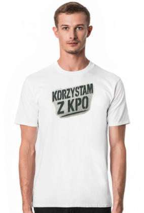 Korzystam z KPO śmieszna koszulka męska memiczna